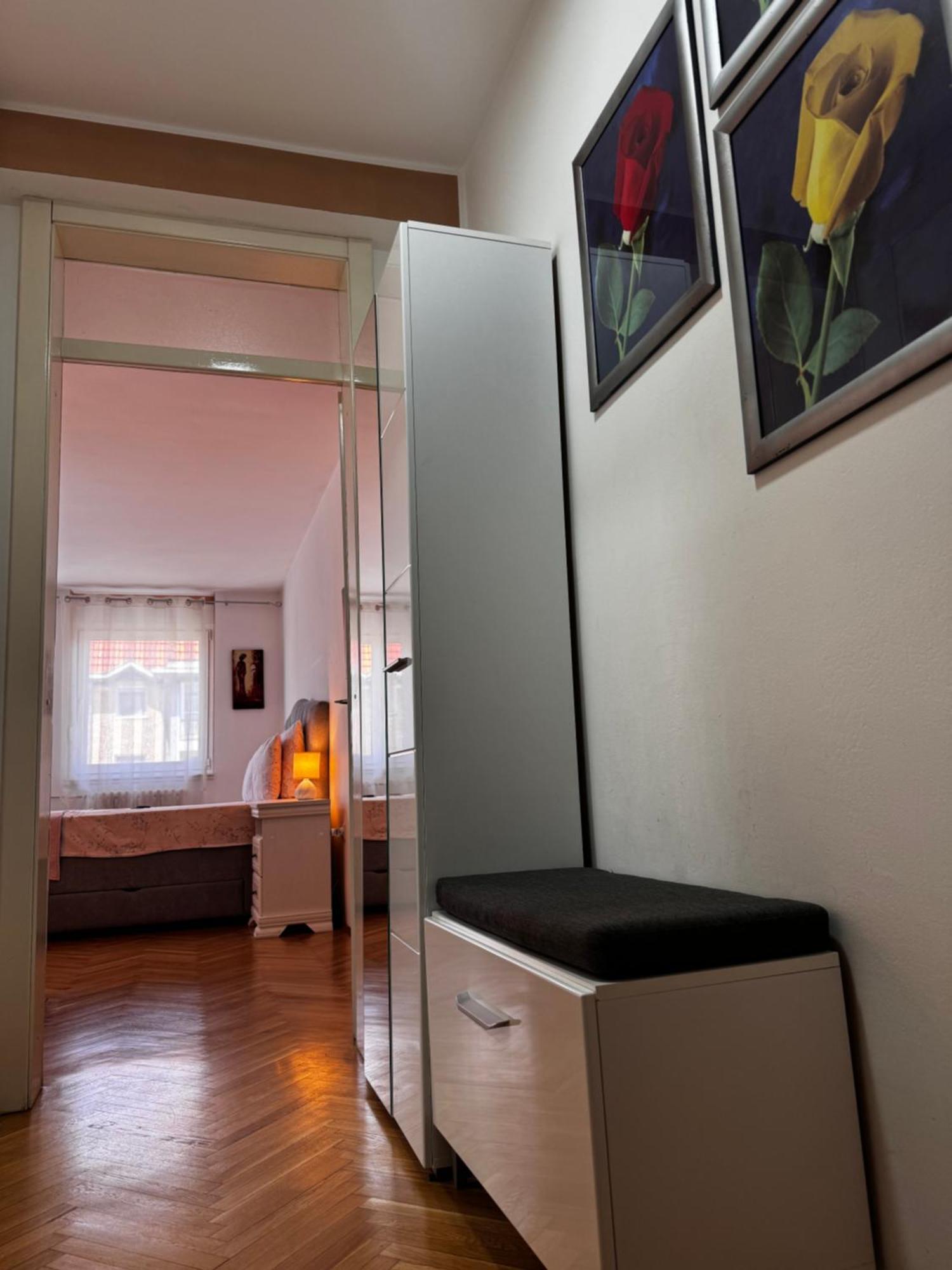 Post Apartmani - Sajam Novi Sad Exterior foto